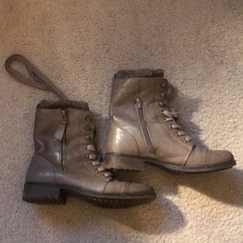 Winter boots